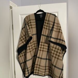 Ike Behar Black Cape